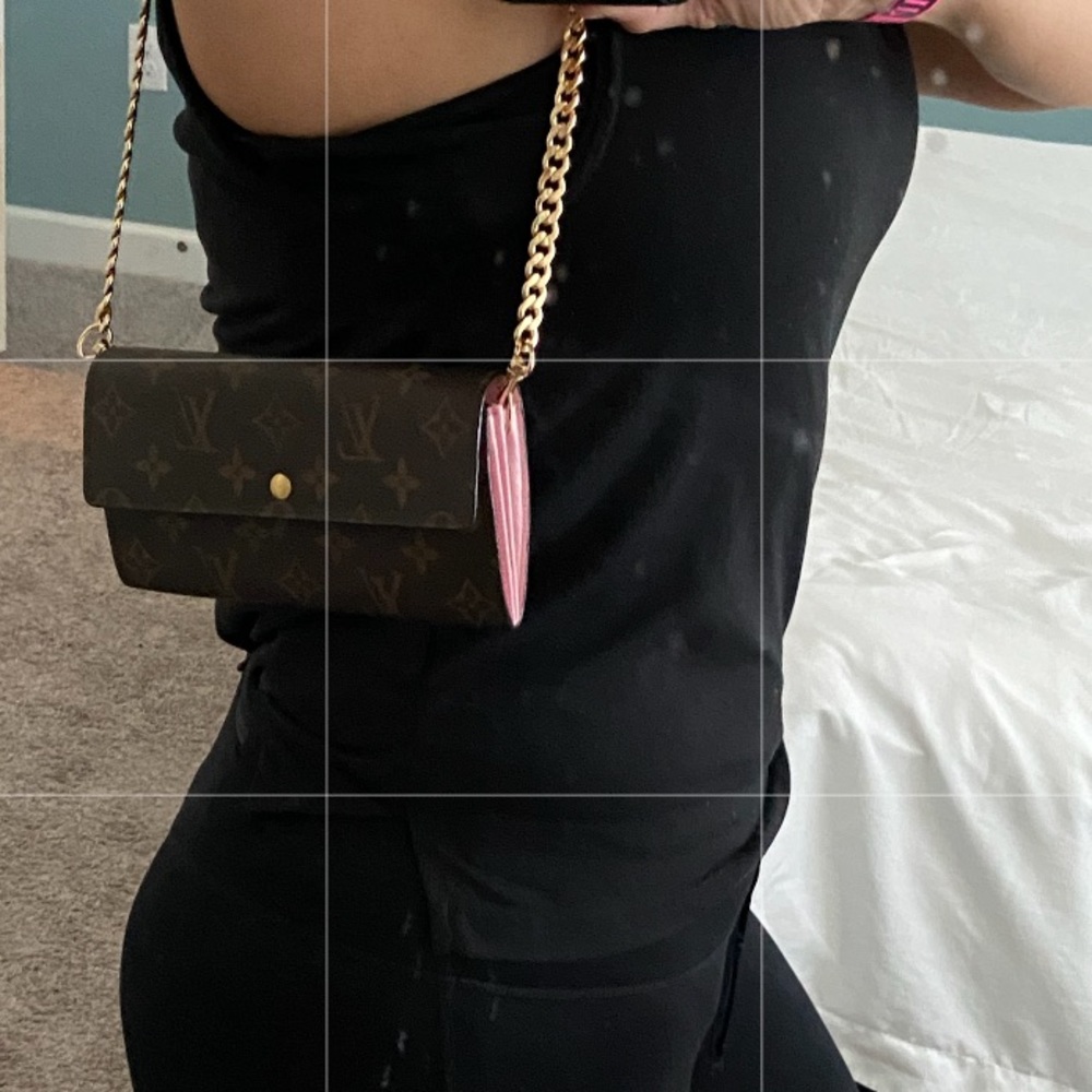💕 LOUIS VUITTON Monogram Pink Wallet Shoulder Chain Revamp WOC Mini Bag